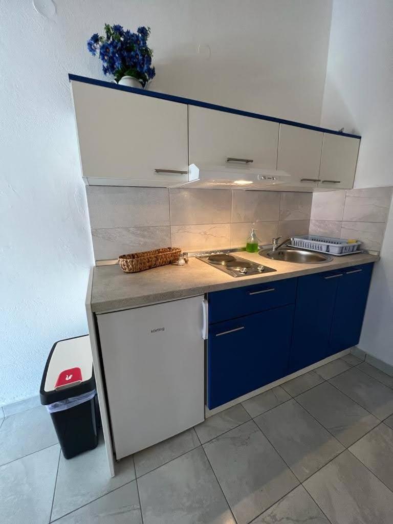 Apartmani Yin&Yang Novalja Exterior foto